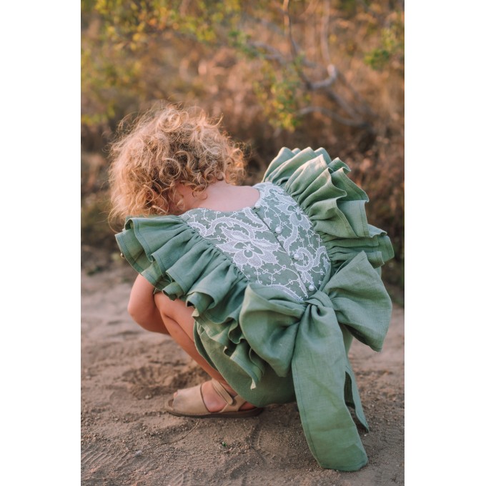 Sage green cake smash outfit girl