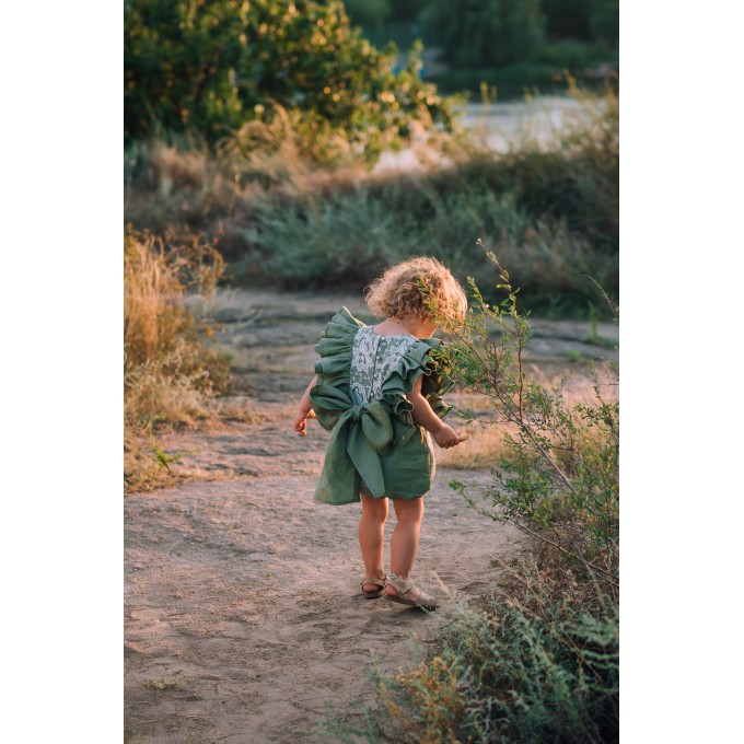 Sage green cake smash outfit girl